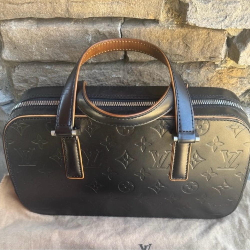 Louis Vuitton Monogram Mat Shelton